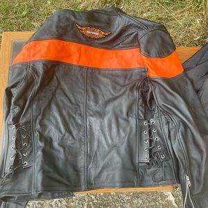 Harley Davidson leather jacket size 44.Price